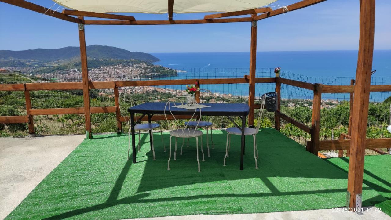 Una Terrazza Sul Mare อากรอโปลี ภายนอก รูปภาพ